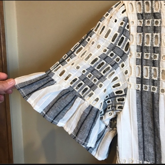 Anthropologie Ett Twa eyelet striped romper size 0 - Picture 4 of 6